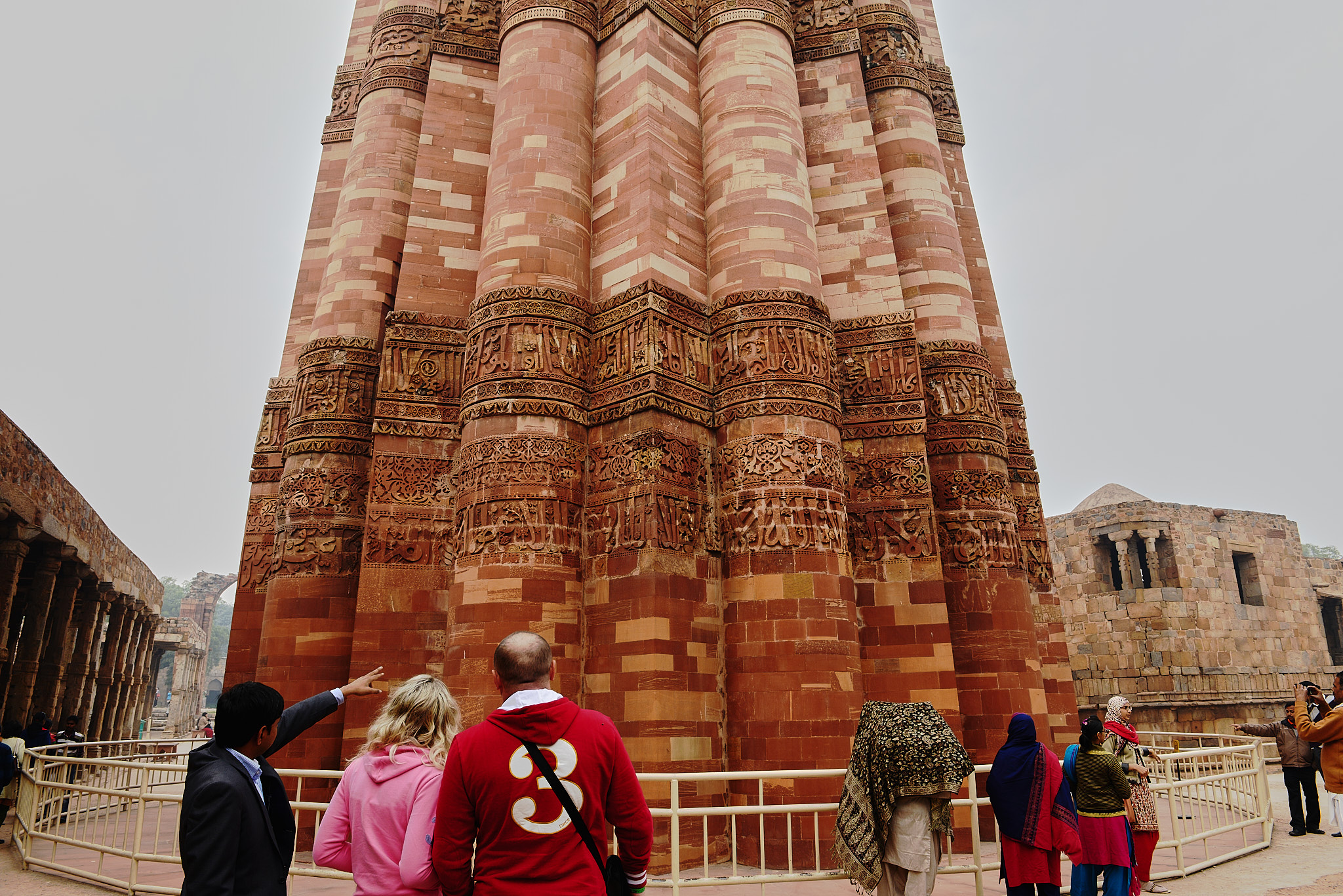 20140104 241 델리 쿠트브 미나르 (철 기둥)